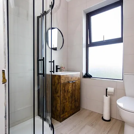 Cosy Town * Swinford